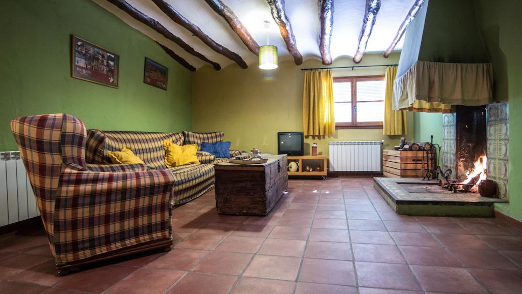 Turismo Rural La Ojinegra Alloza Kamer foto